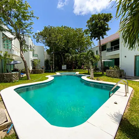 Villa Selvatica Con Piscina Privada En Playa Del Carmen
